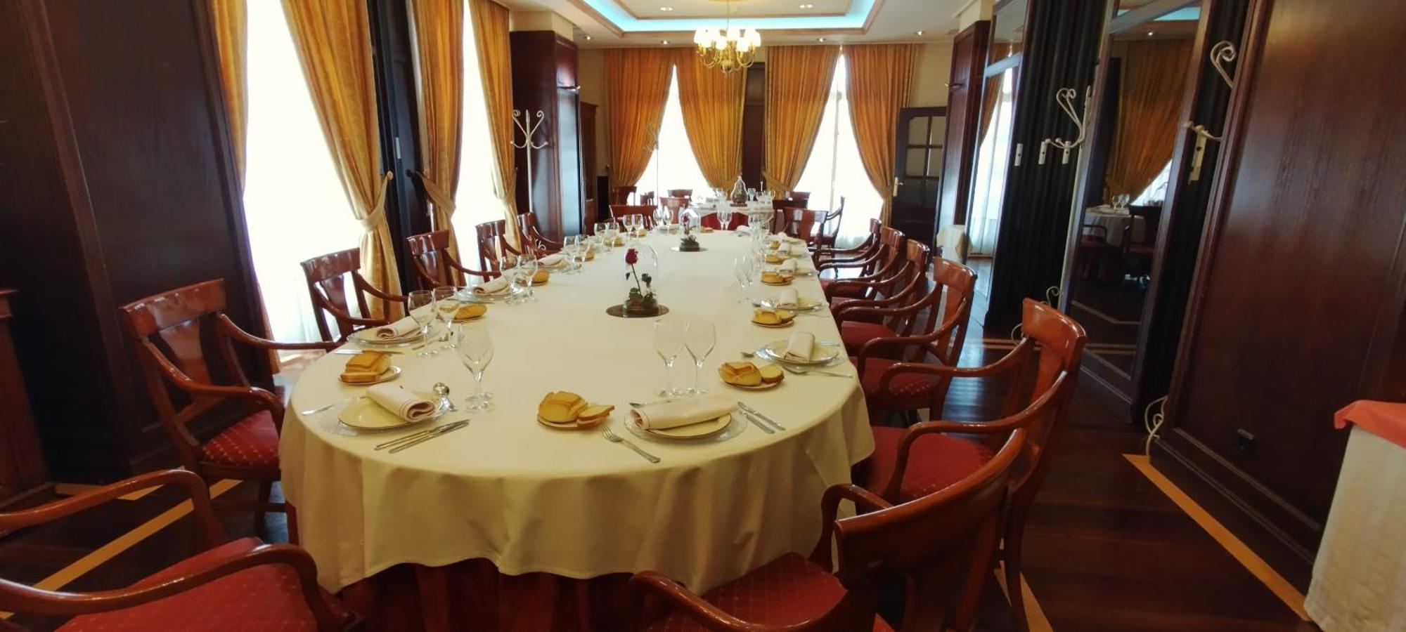 Hotel Conde Ansurez By Almia Hoteles باياذوليد المظهر الخارجي الصورة